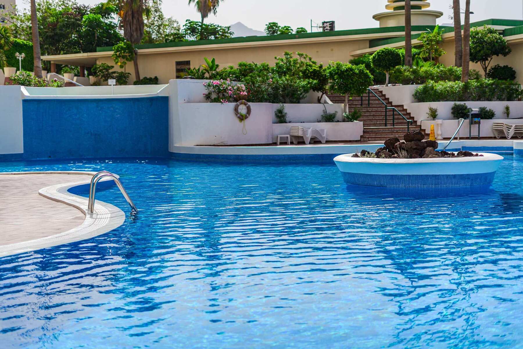Community Swimming Pool with Child Pool & Pool Bar