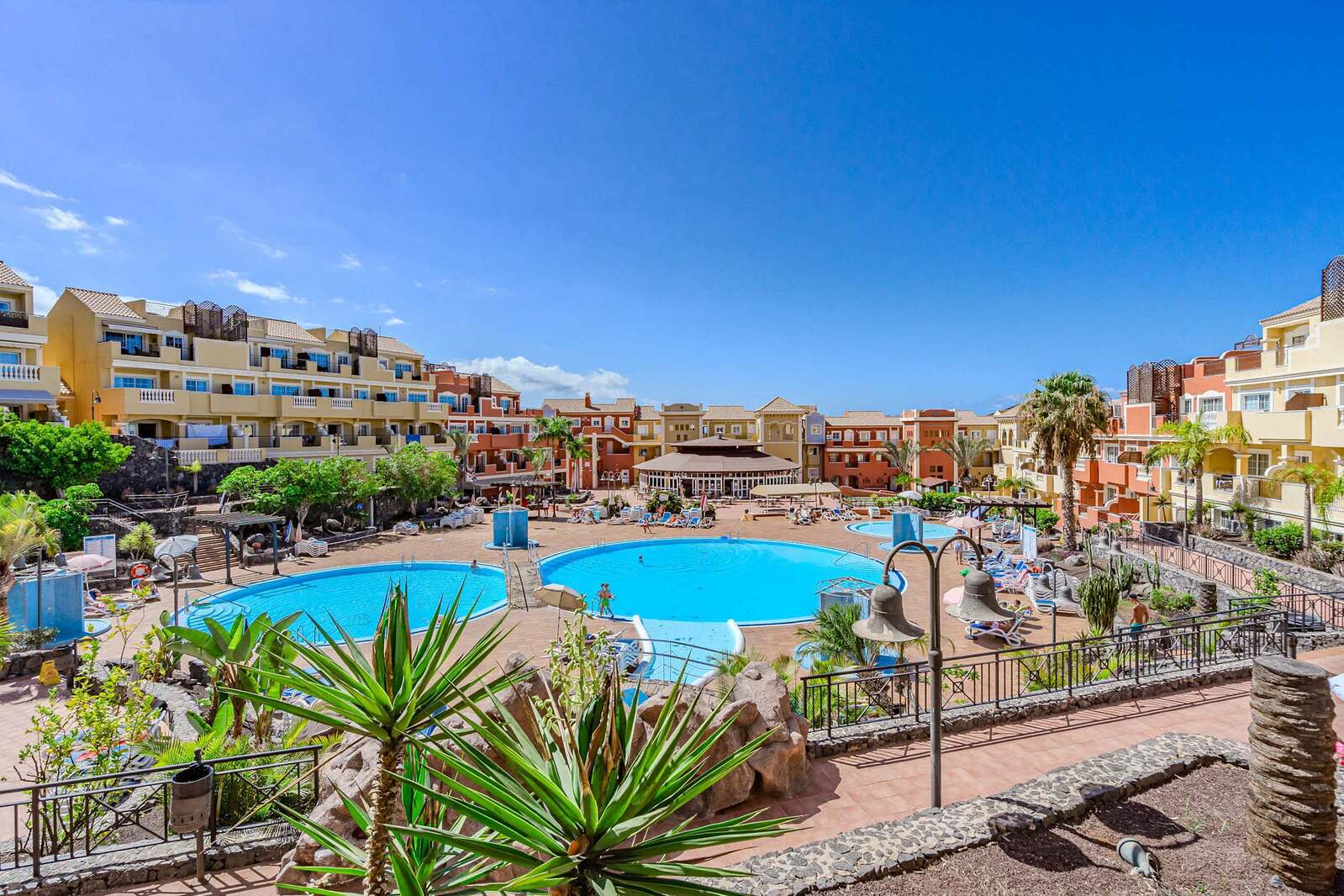 Complex Pool with Pool Bar and Sun Loungers