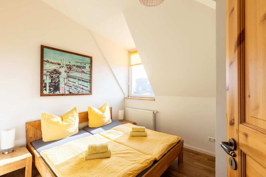 Bedroom with King Size Bed & Closet 