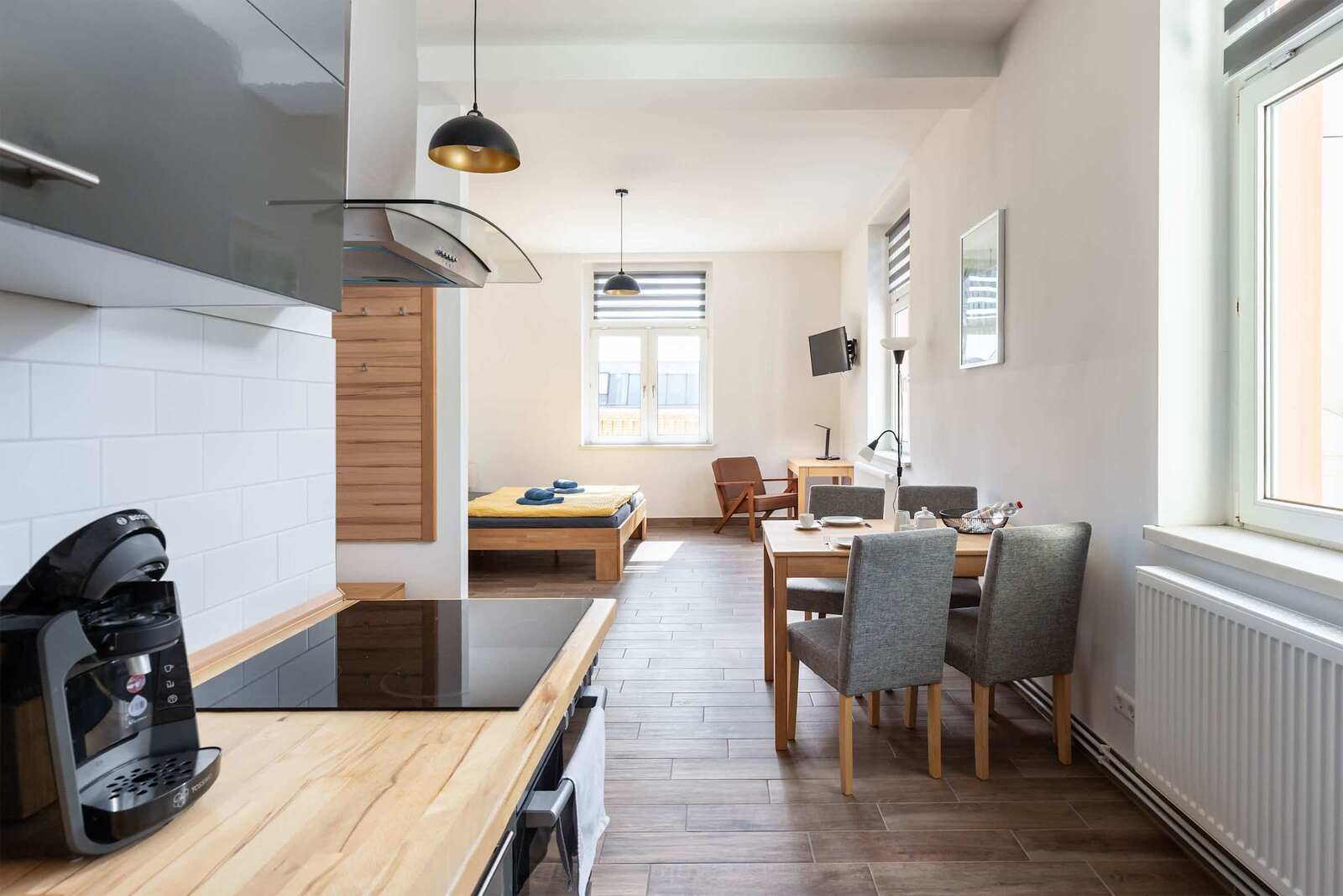 Fully Equipped Kitchen with Fridge, Oven, Microwave & Coffee/Tea Maker