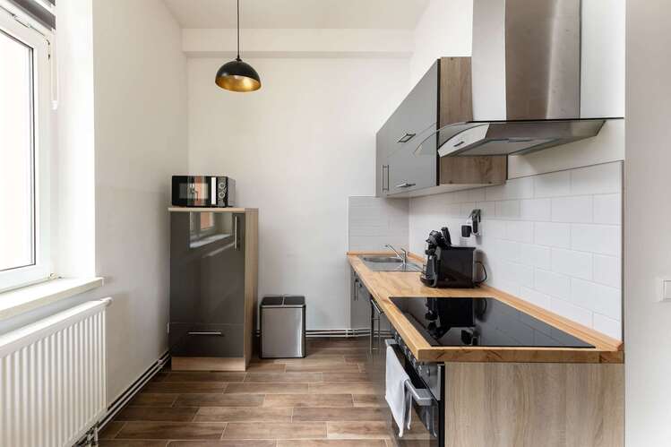 Fully Equipped Kitchen with Fridge, Oven, Microwave & Coffee/Tea Maker