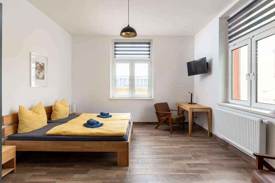 Sleeping Area, Work Space & Closet