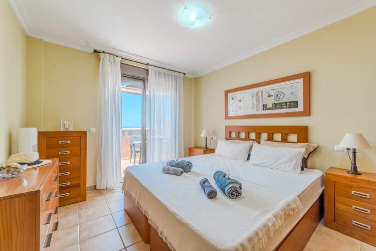 Wake Up to the Horizon – Tranquil Master Bedroom with Direct Terrace Access