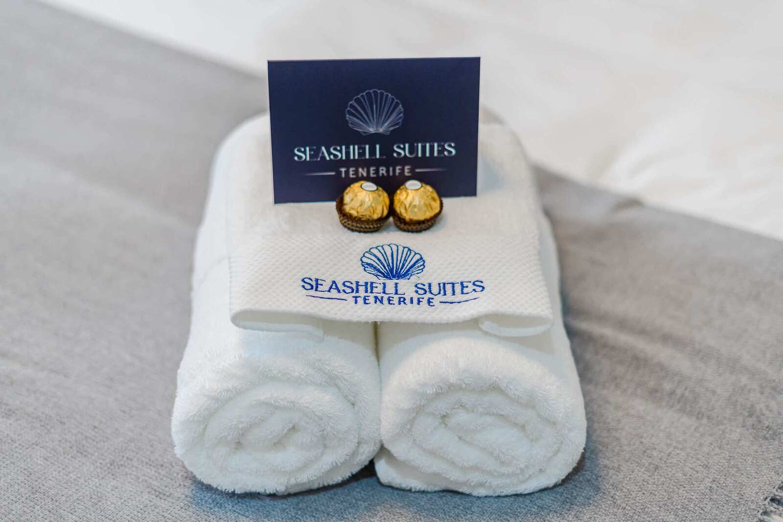 Crisp White Linens – Branded Towels and Soft Bedding Deliver Boutique Comfort and Five-Star Cleanliness