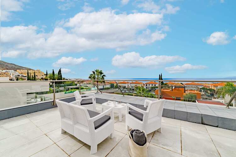 Chic Rooftop Lounge with Ocean Horizon Views - Sip Morning Espresso or Toast Sunset Moments Above Costa Adeje