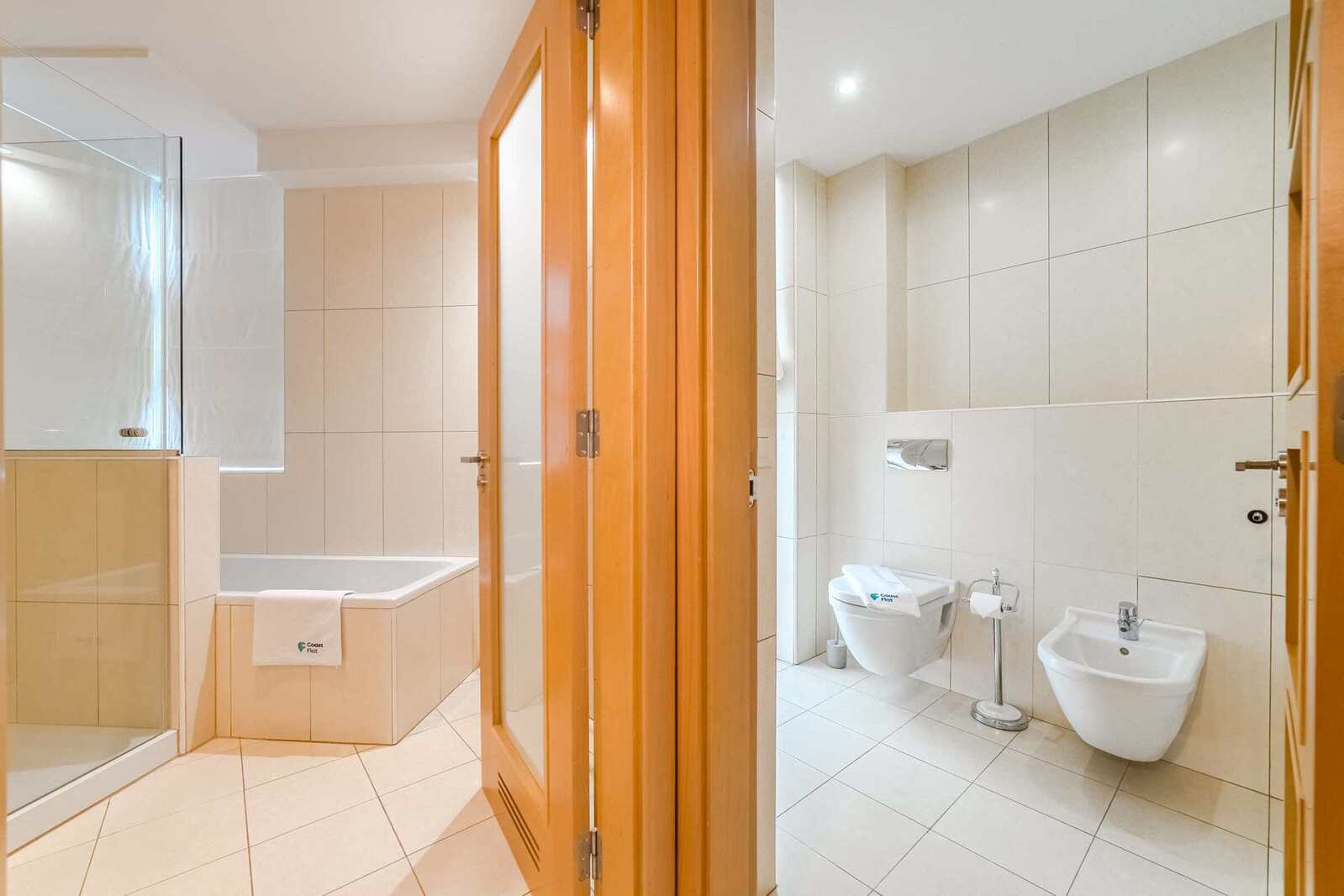 Full Bathroom with Tub, Shower & WC - Family-Friendly Comfort with Private Amenities