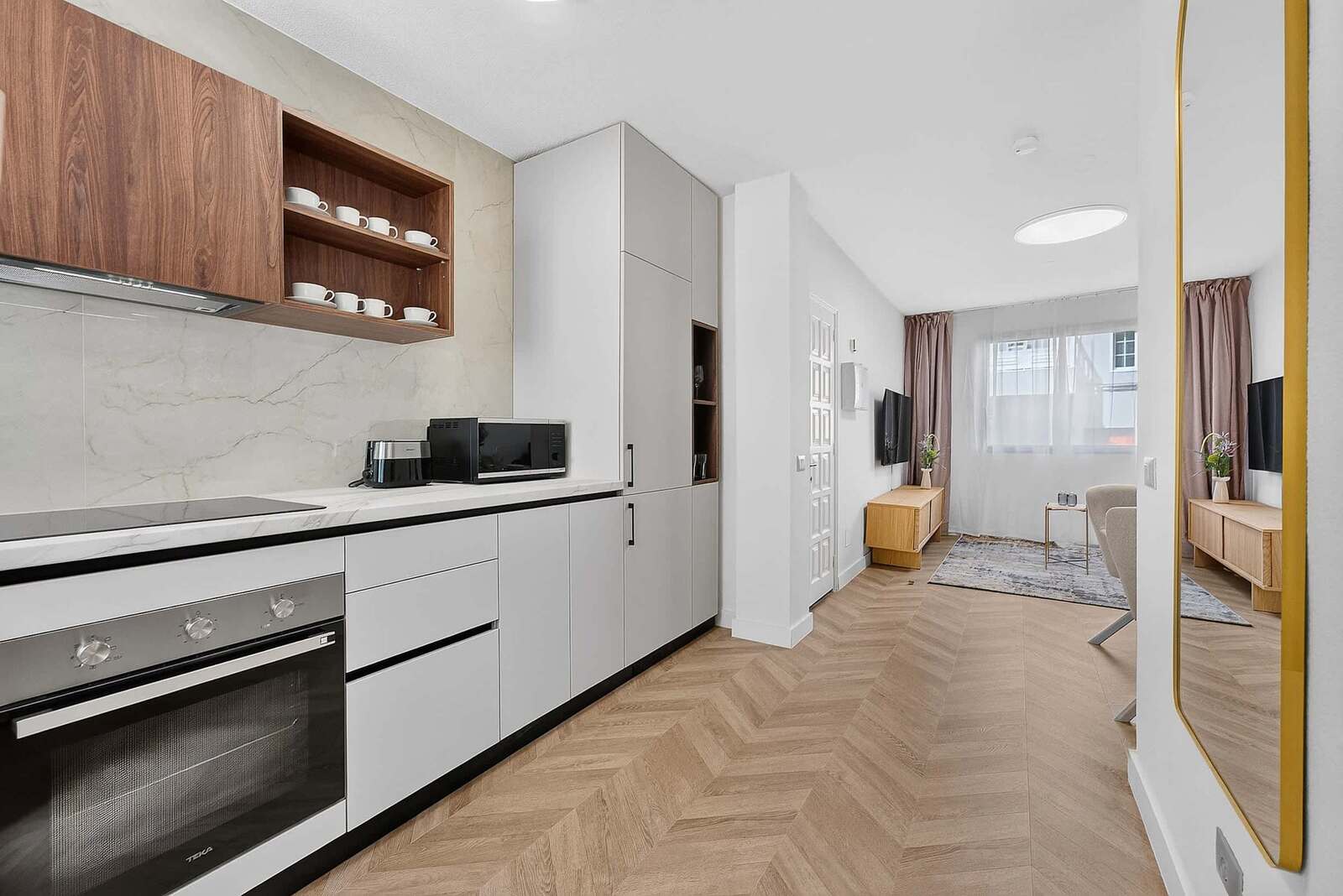 Fully Equipped Modern Kitchen Designed for Comfortable Long Stays