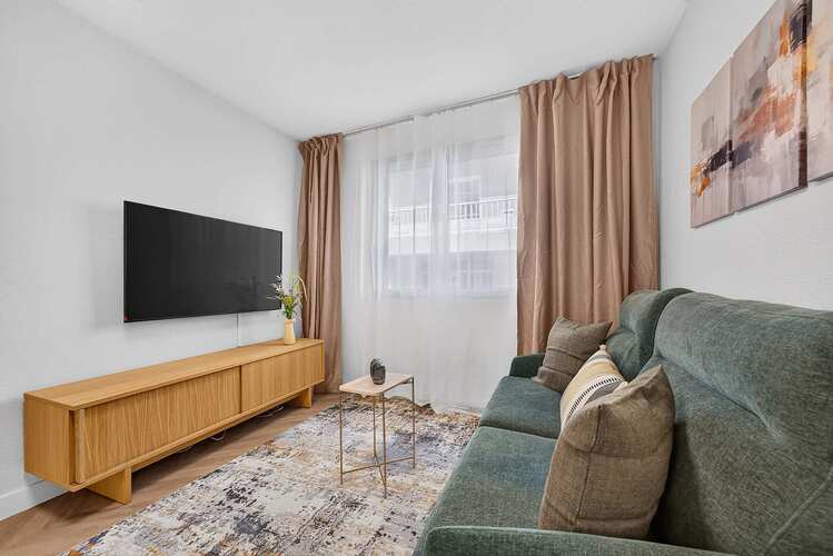 Contemporary Lounge Area Perfect for Relaxation and Entertainment
