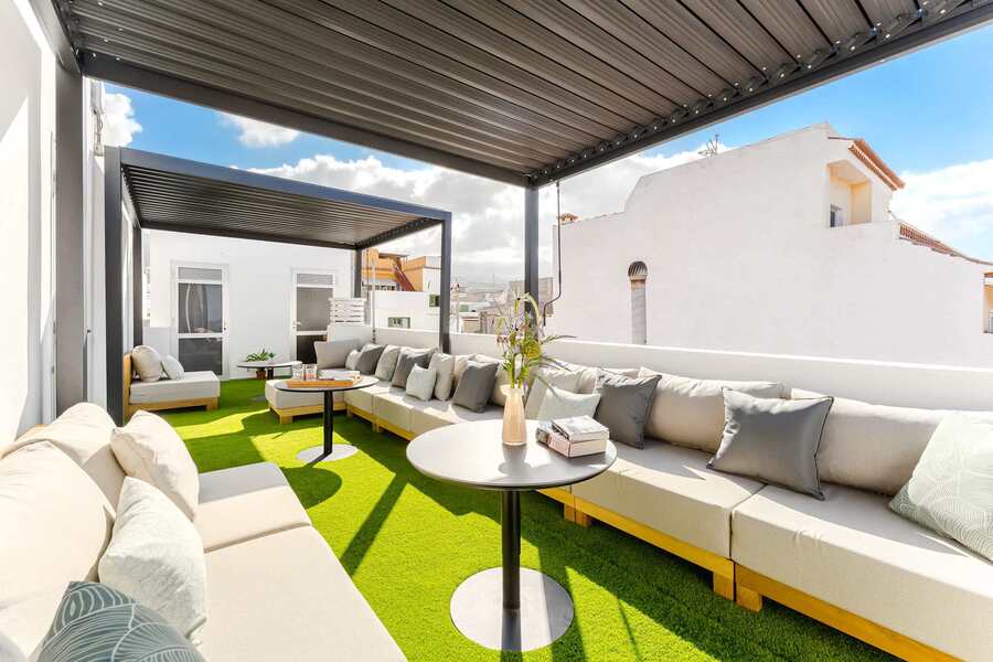 Sophisticated Communal Rooftop Retreat Under Tenerife’s Year-Round Sunshine