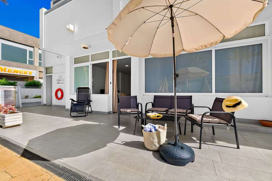 Private Terrace with Parasol & Lounge Set