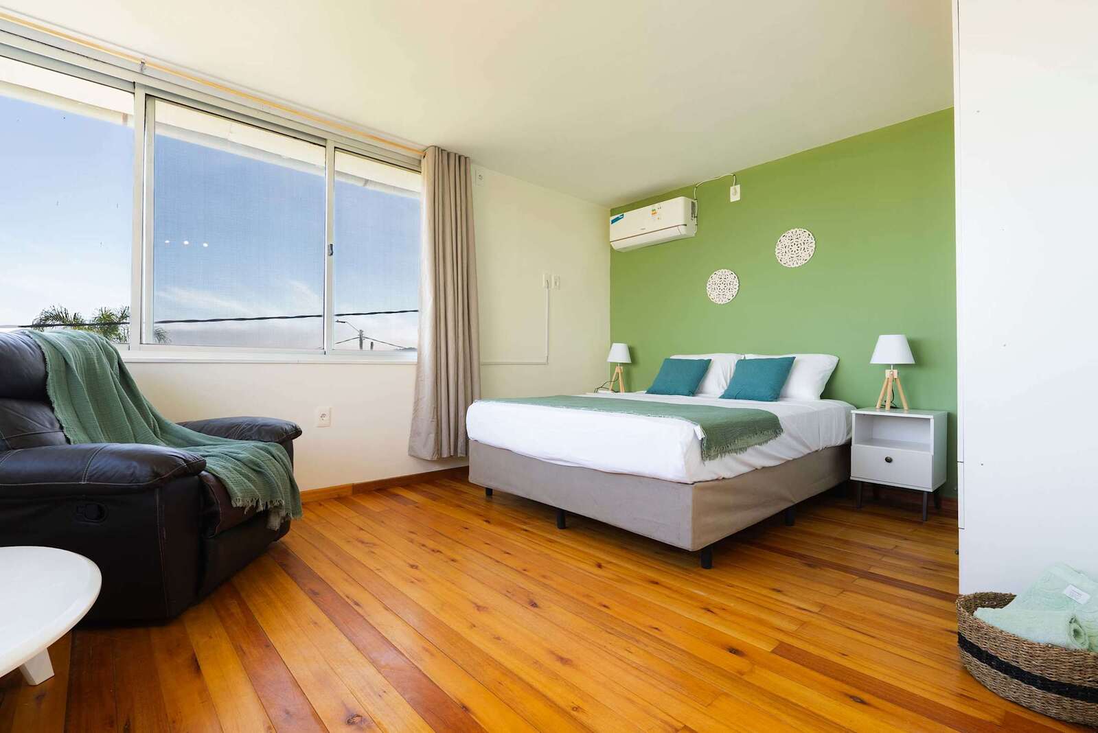 Bedroom 1 - Lounge Area