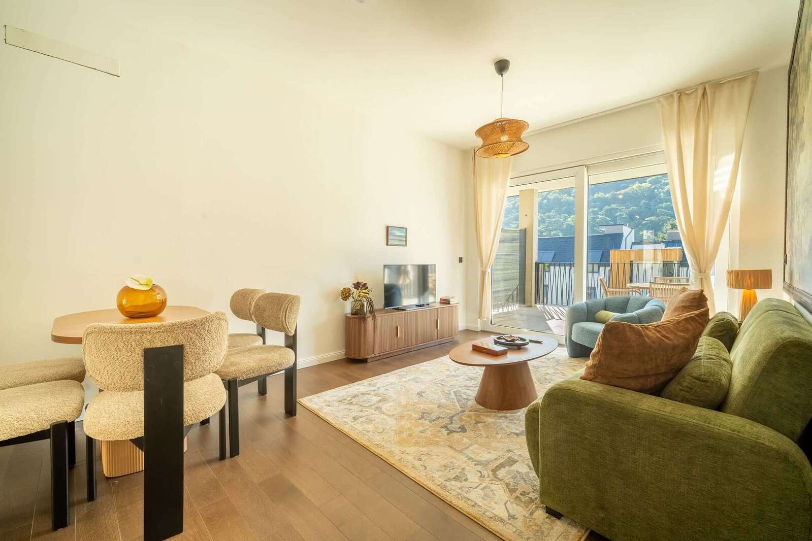 Living area with dining table